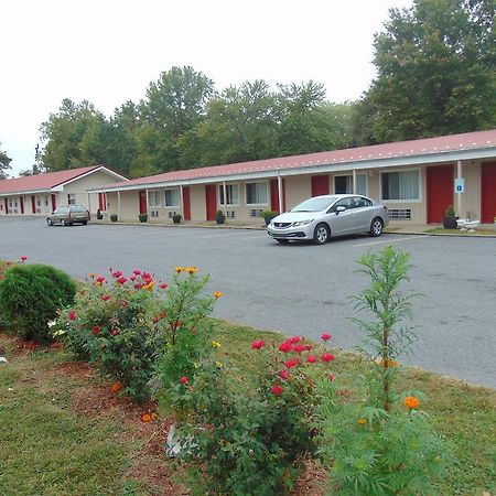 Red Carpet Inn Duncannon New Buffalo Eksteriør billede