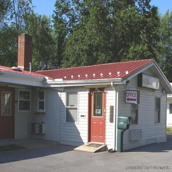Red Carpet Inn Duncannon New Buffalo Eksteriør billede
